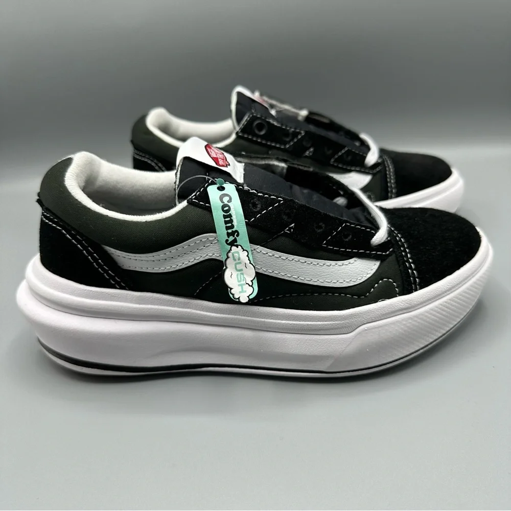 Vans Old Skool Overt Platform Skate Sneakers Women’s Size 6.5 Black White